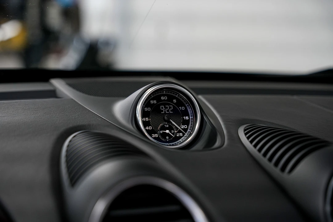 2023 Porsche 718 Boxster Spyder - Image 14 of 21