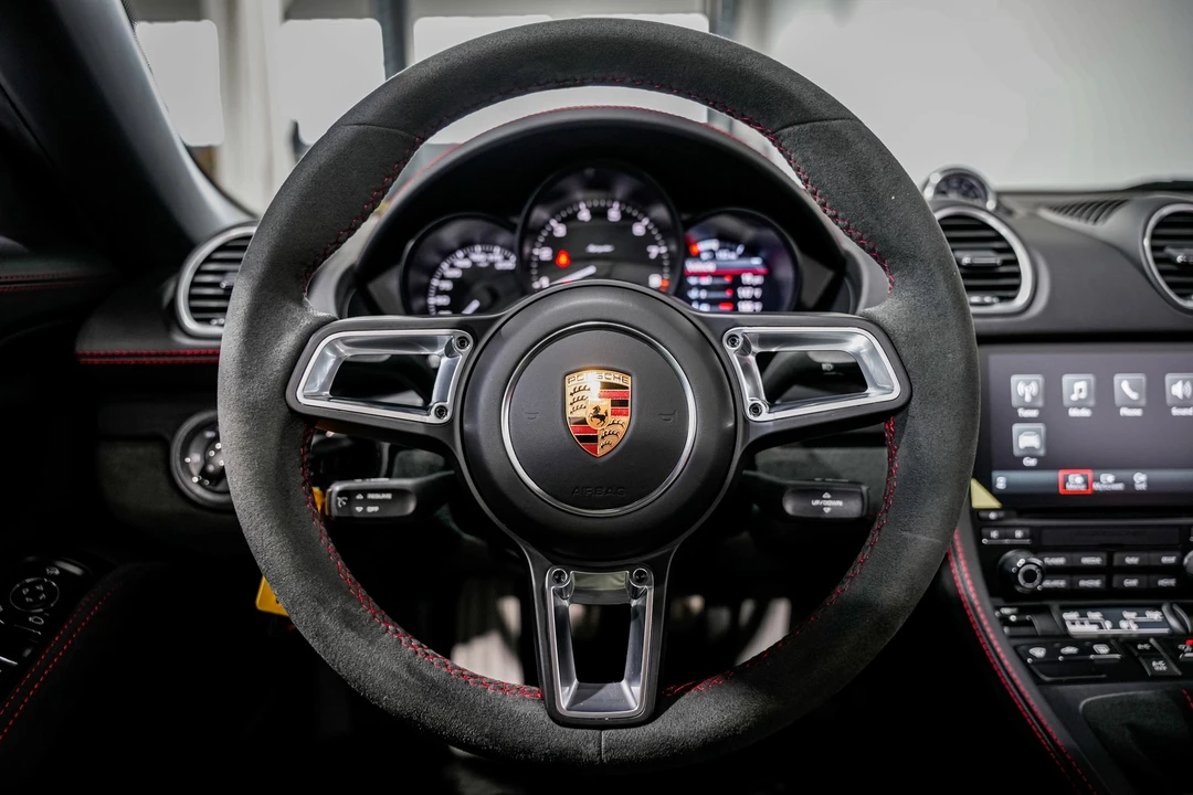 2023 Porsche 718 Boxster Spyder - Image 11 of 21