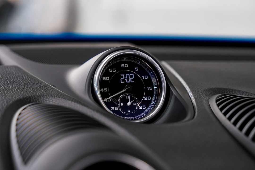 2023 Porsche 718 Boxster Spyder - Image 13 of 21
