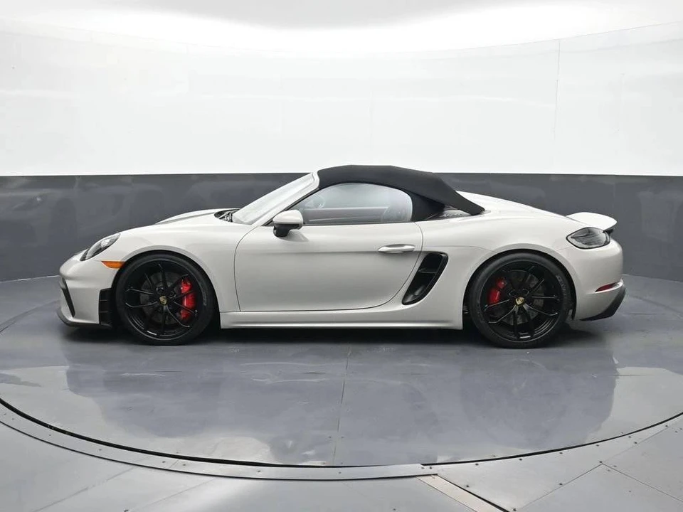 2023 Porsche 718 Boxster Spyder - Image 2 of 5