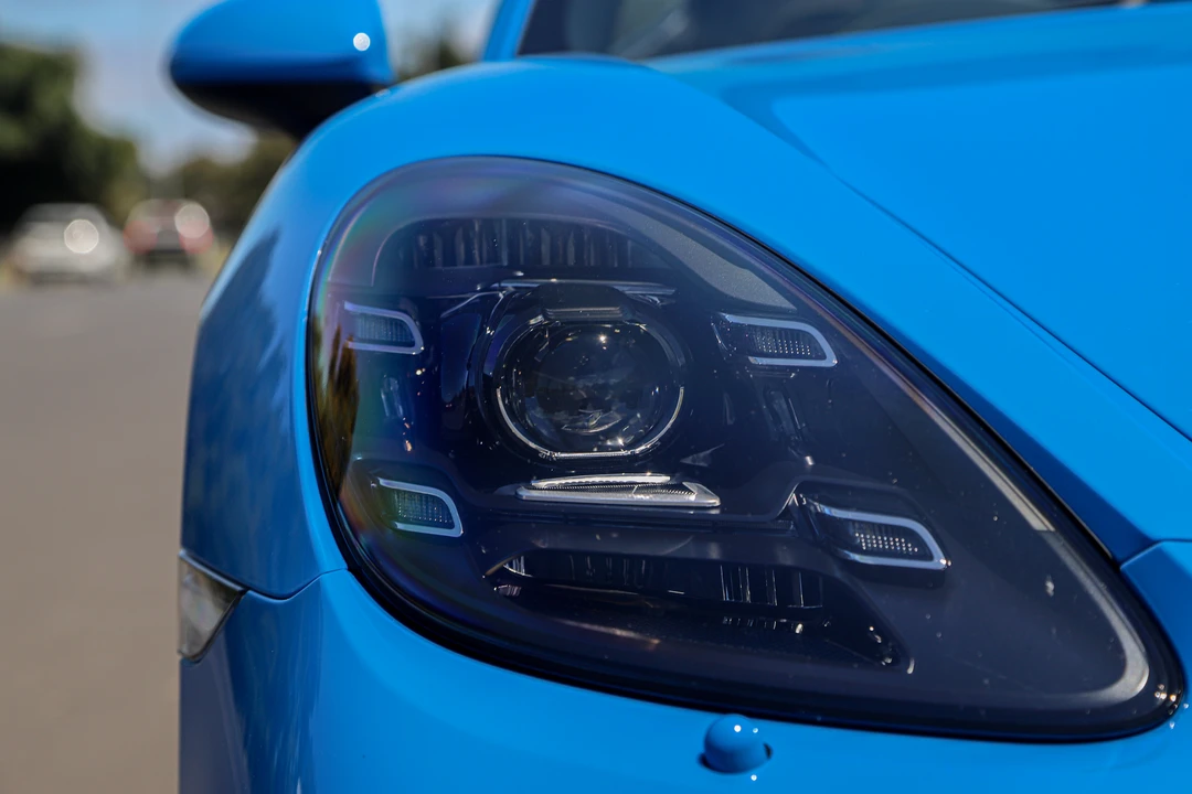 2023 Porsche 718 Boxster Spyder - Image 13 of 31