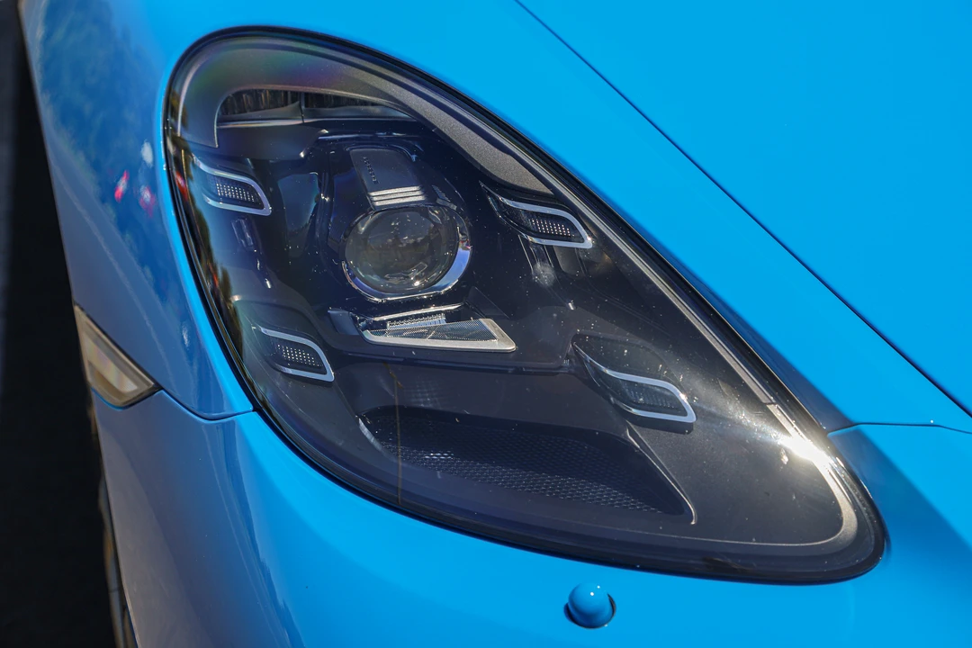 2023 Porsche 718 Boxster Spyder - Image 14 of 31