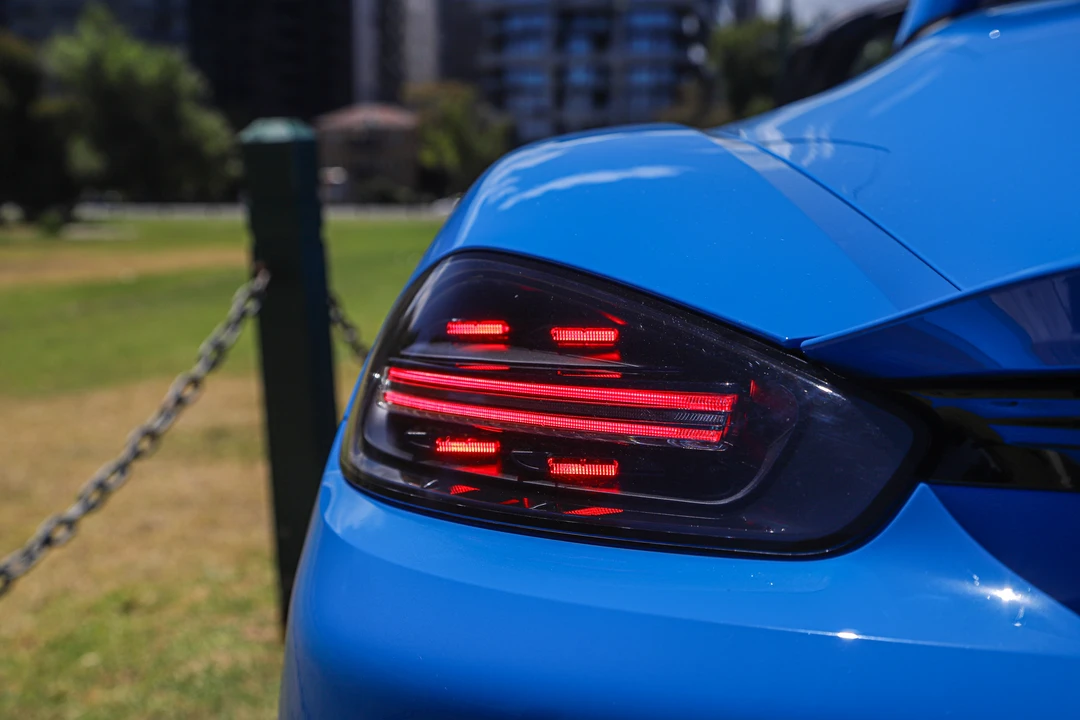 2023 Porsche 718 Boxster Spyder - Image 28 of 31