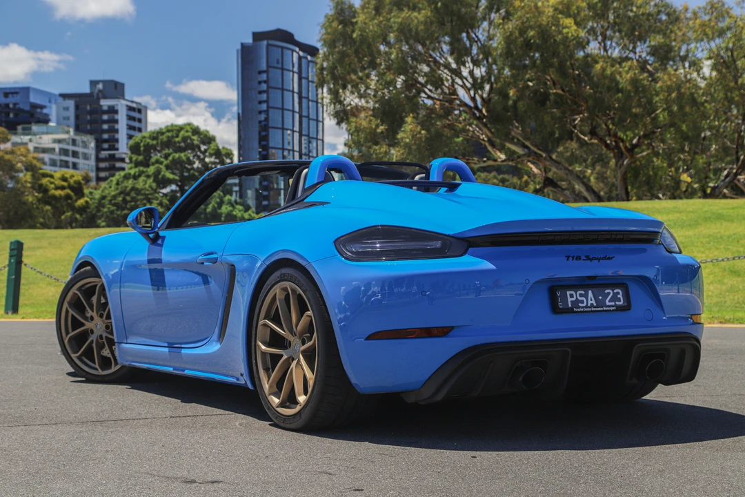 2023 Porsche 718 Boxster Spyder - Image 7 of 31