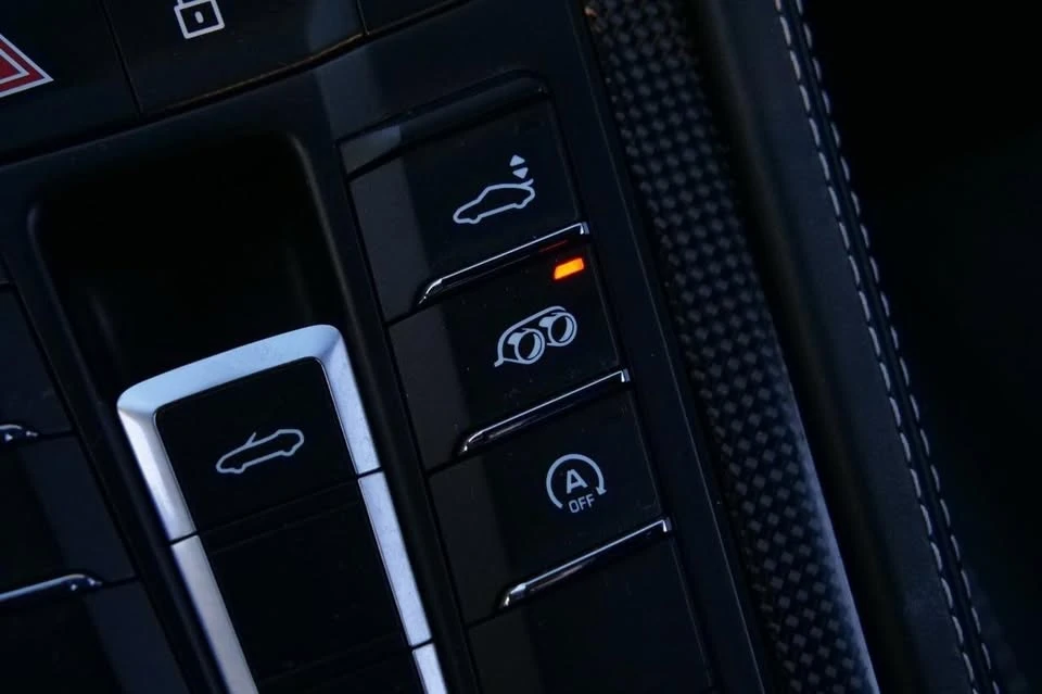 2023 Porsche 718 Boxster - Image 15 of 20