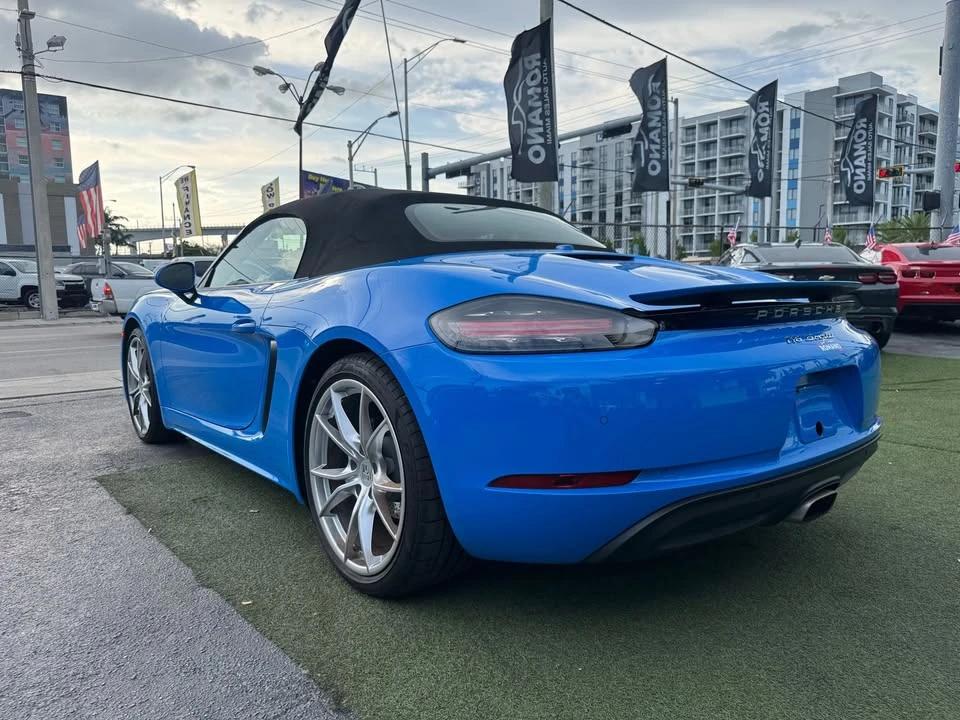 2023 Porsche 718 Boxster - Image 13 of 15