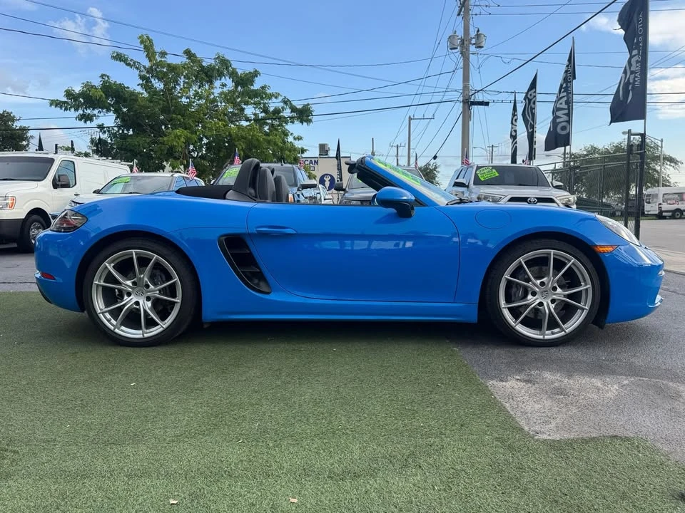 2023 Porsche 718 Boxster - Image 5 of 15