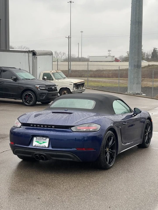 2023 Porsche 718 Boxster - Image 7 of 13