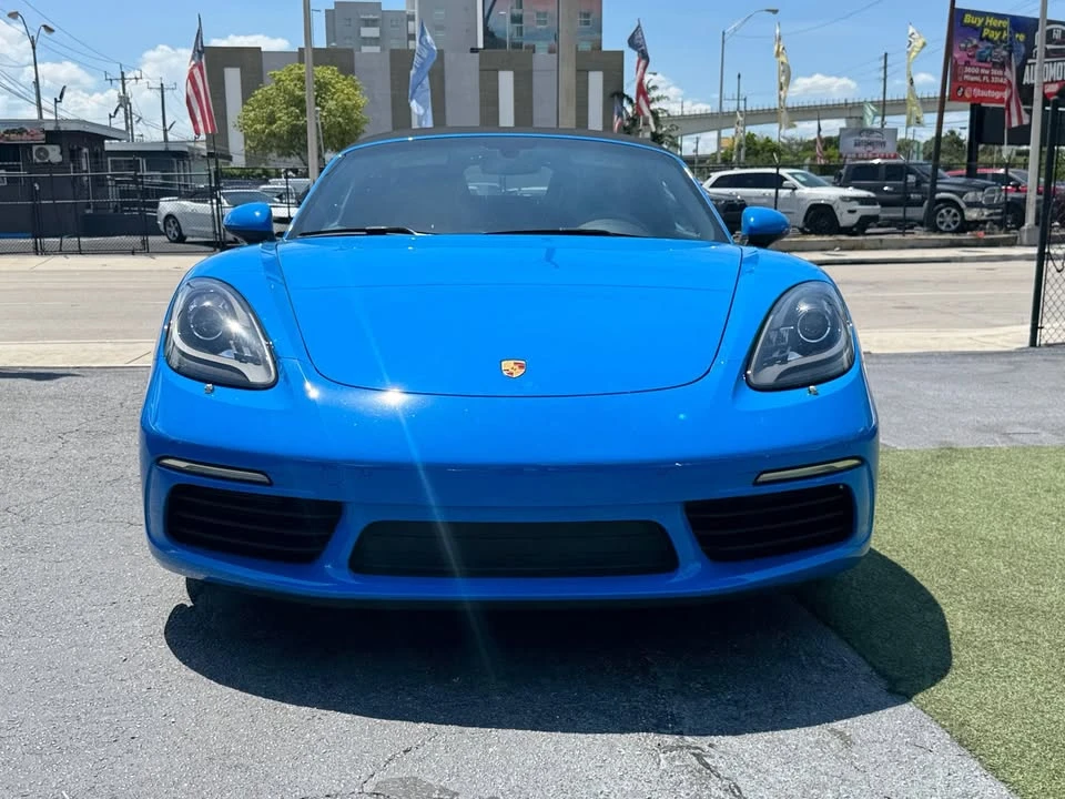 2023 Porsche 718 Boxster - Image 2 of 15