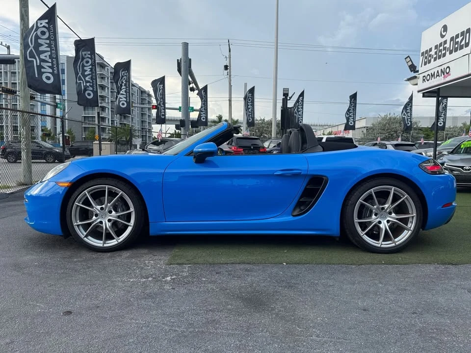 2023 Porsche 718 Boxster - Image 7 of 15