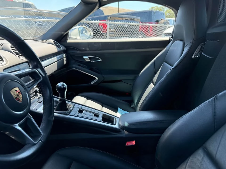2023 Porsche 718 Boxster - Image 4 of 4