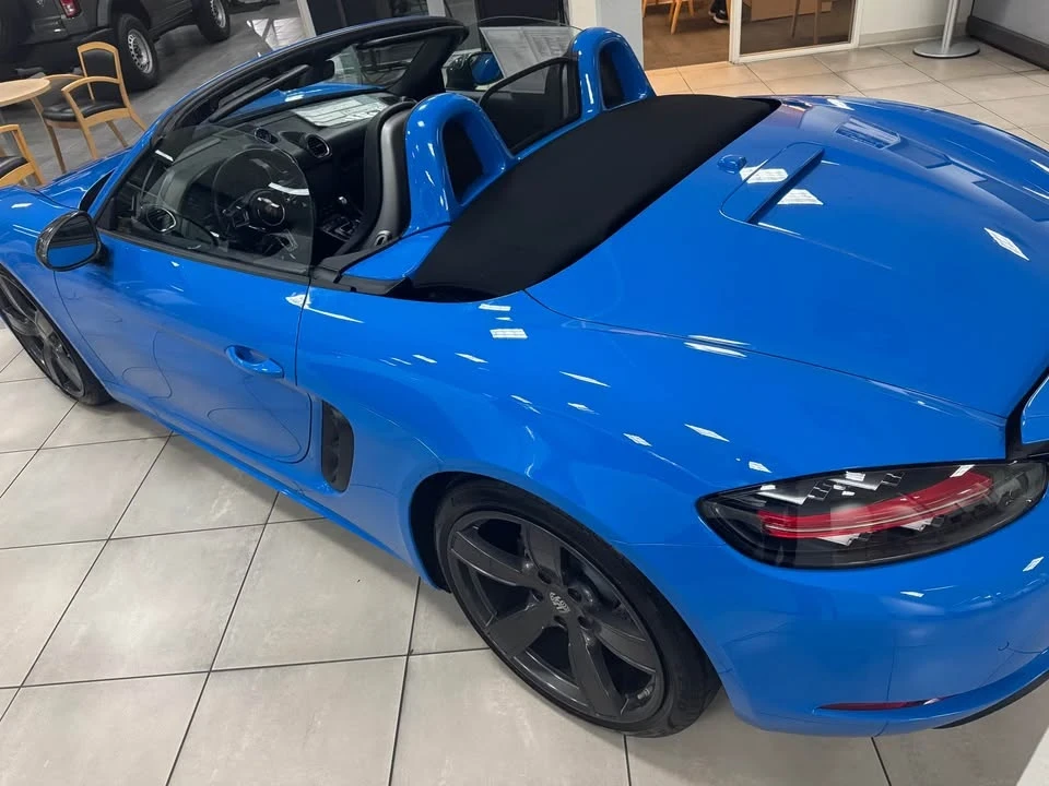 2023 Porsche 718 Boxster T - Image 5 of 13