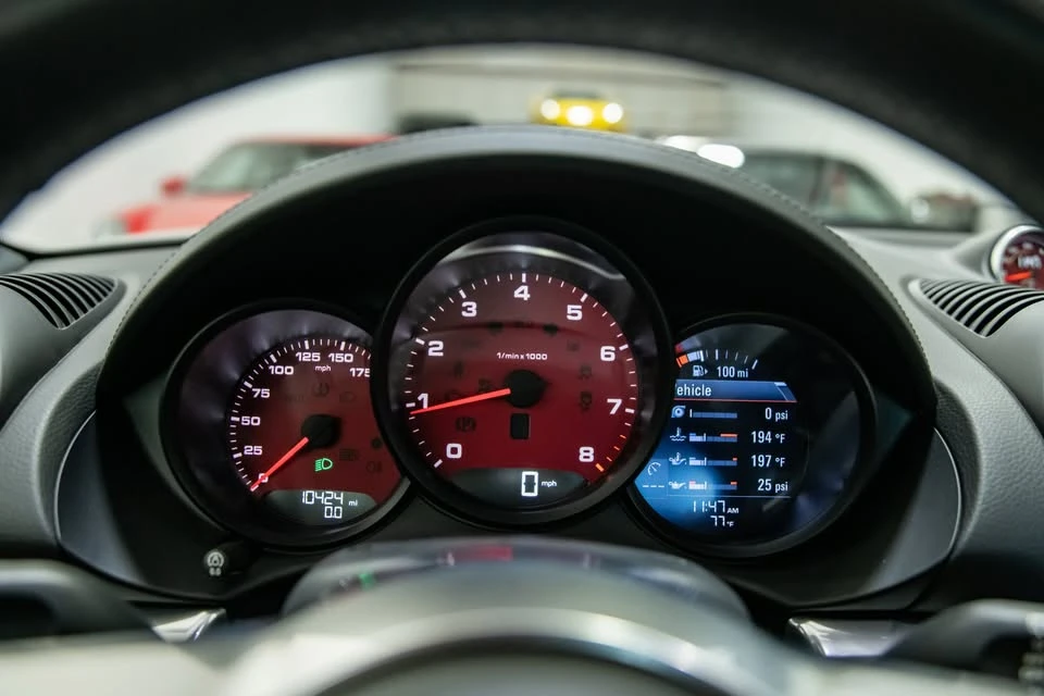 2023 Porsche 718 Cayman - Image 15 of 20