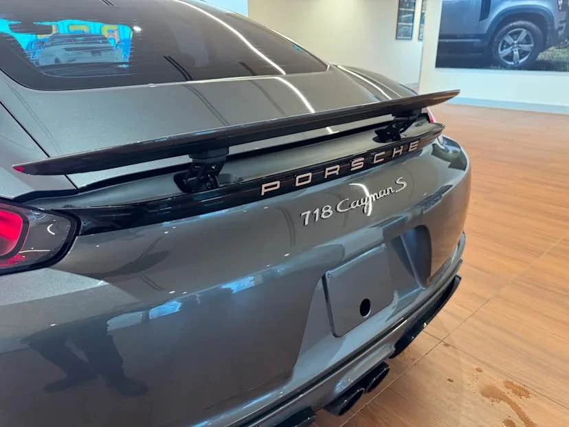 2023 Porsche 718 Cayman - Image 18 of 18