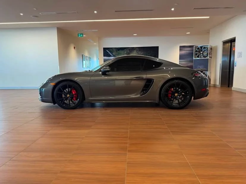 2023 Porsche 718 Cayman - Image 2 of 18