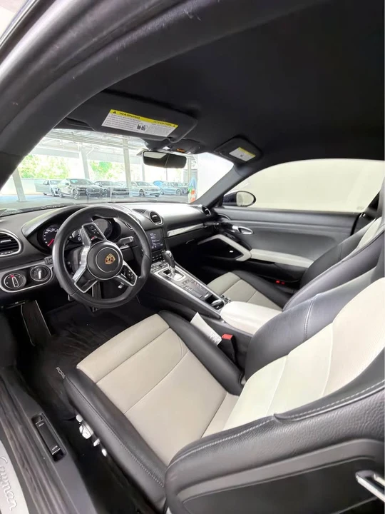2023 Porsche 718 Cayman - Image 8 of 14