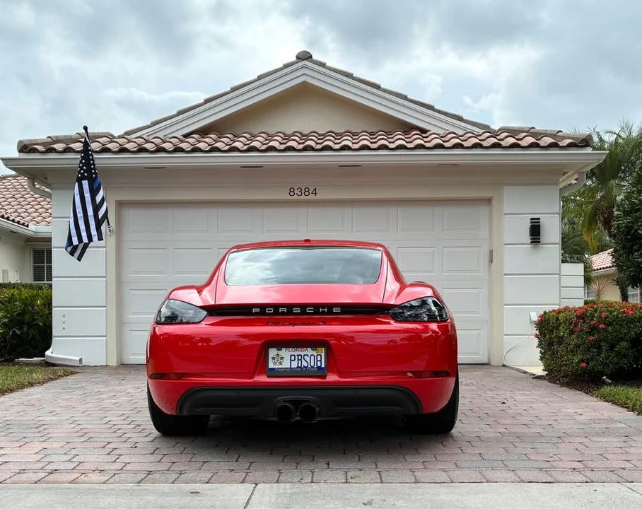 2023 Porsche 718 Cayman S - Image 2 of 11