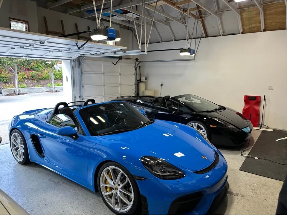 2023 Porsche 718 Boxster Spyder - Image 2 of 4