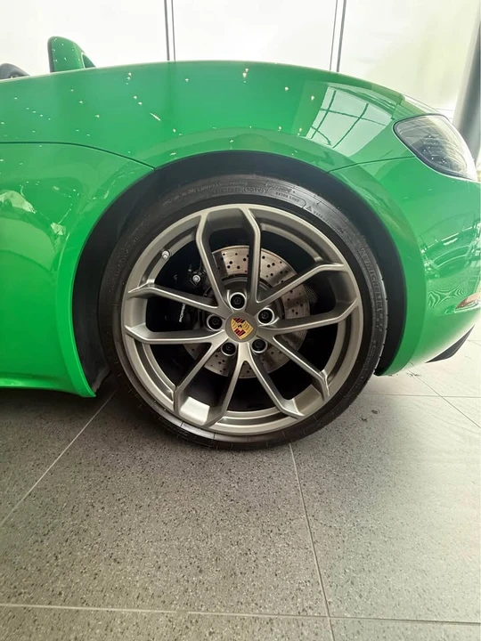 2023 Porsche 718 Boxster Spyder - Image 9 of 19