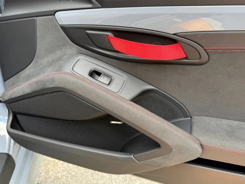 2023 Porsche 718 Boxster Spyder - Image 16 of 20