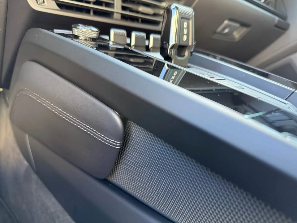 2023 Porsche 992 Carrera T - Image 18 of 18