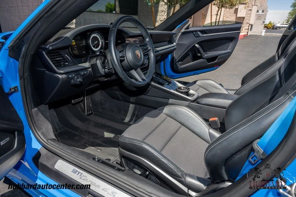 2023 Porsche 992 Carrera T - Image 17 of 31