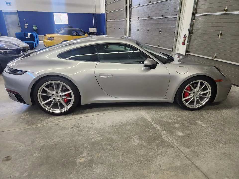 2023 Porsche 992 Carrera 4S - Image 3 of 10