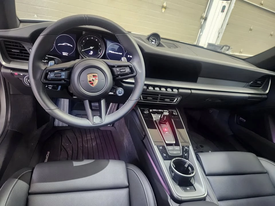 2023 Porsche 992 Carrera 4S - Image 6 of 10