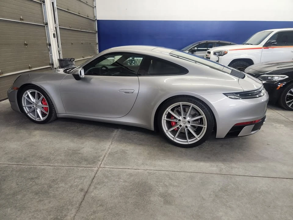 2023 Porsche 992 Carrera 4S - Image 4 of 10