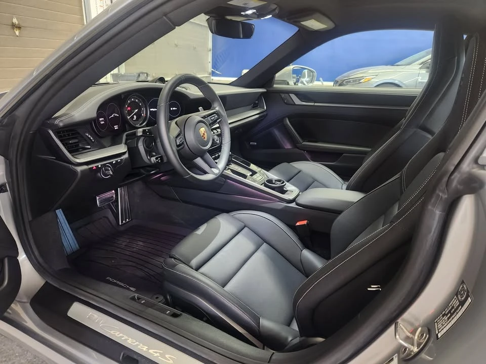 2023 Porsche 992 Carrera 4S - Image 7 of 10