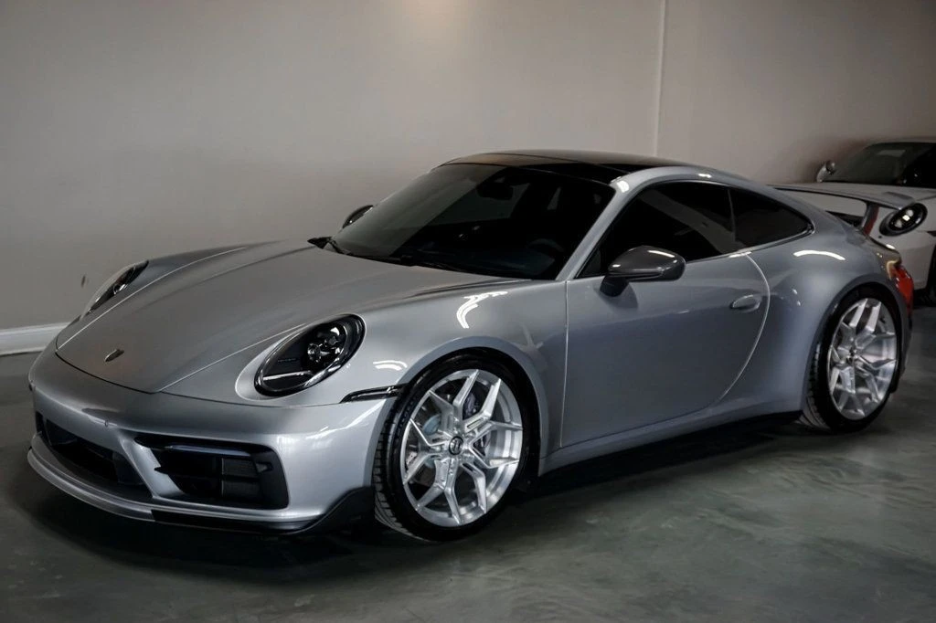 2023 Porsche 992 Carrera T - Image 5 of 12