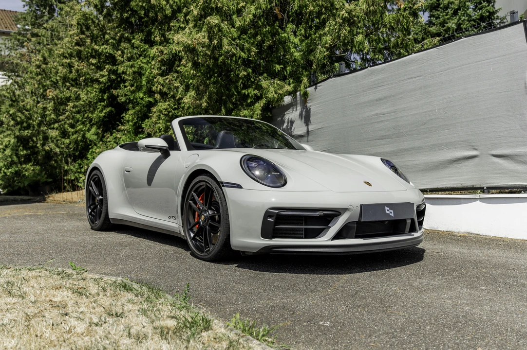 2023 Porsche 911 - Image 3 of 31