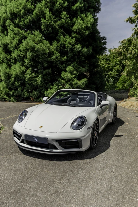 2023 Porsche 911 - Image 9 of 31