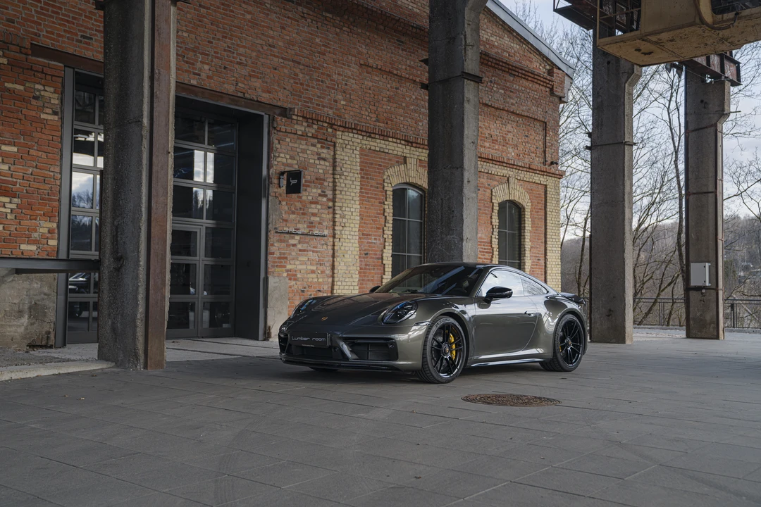 2023 Porsche 992 Carrera GTS - Image 11 of 21