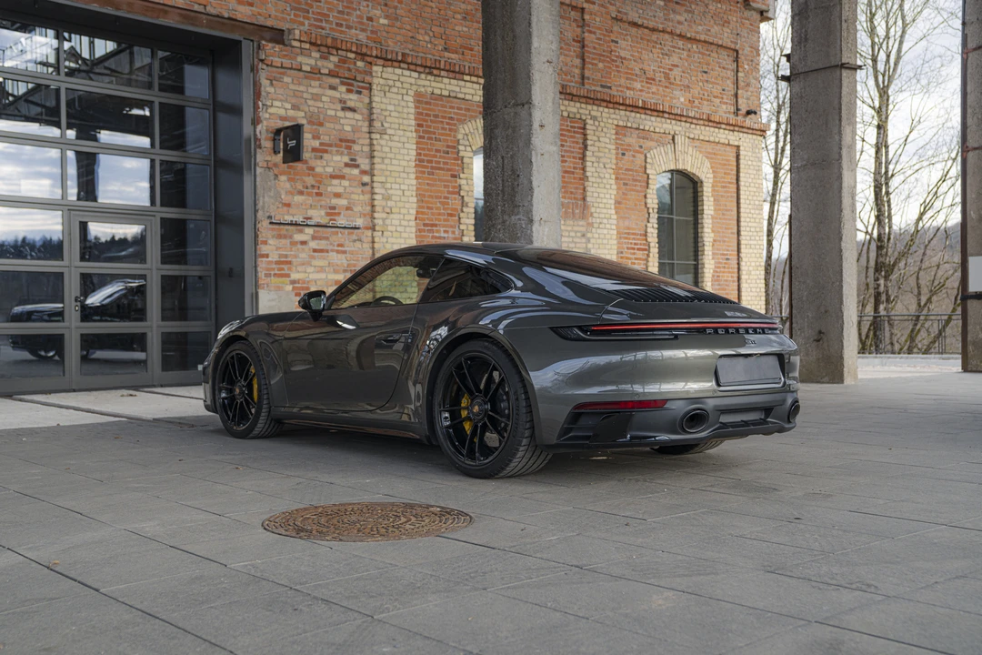 2023 Porsche 992 Carrera GTS - Image 7 of 21