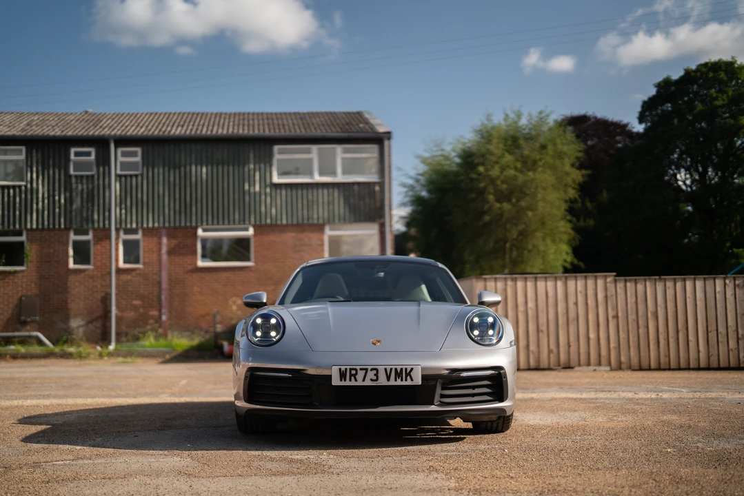 2023 Porsche 992 Carrera - Image 10 of 31