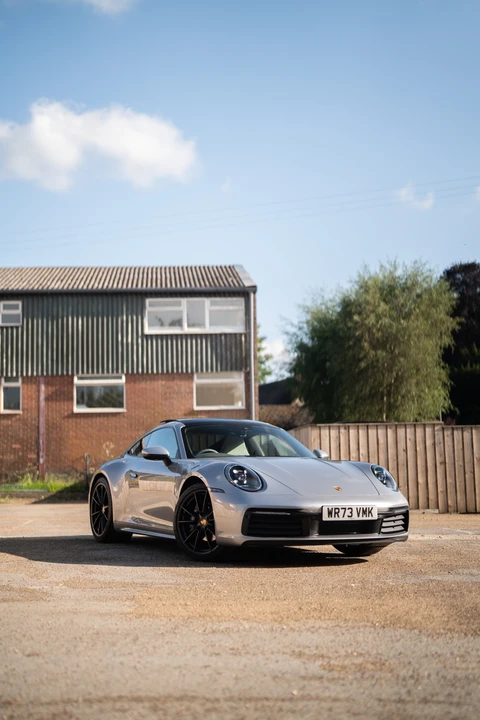 2023 Porsche 992 Carrera - Image 18 of 31