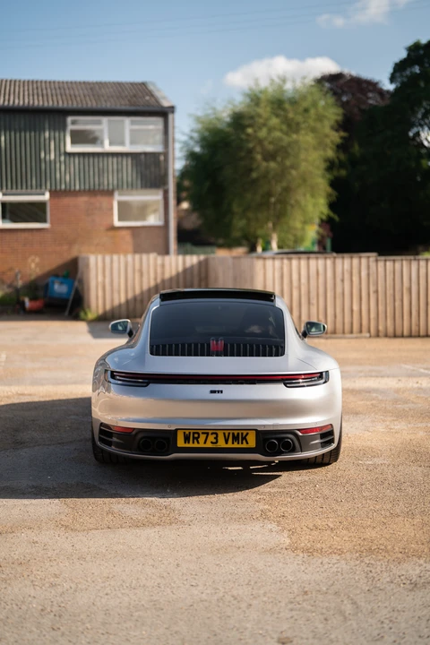 2023 Porsche 992 Carrera - Image 21 of 31