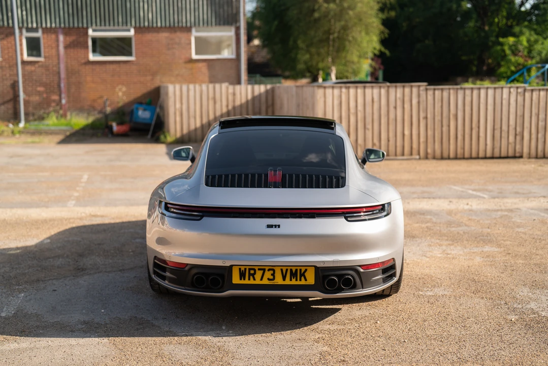 2023 Porsche 992 Carrera - Image 13 of 31