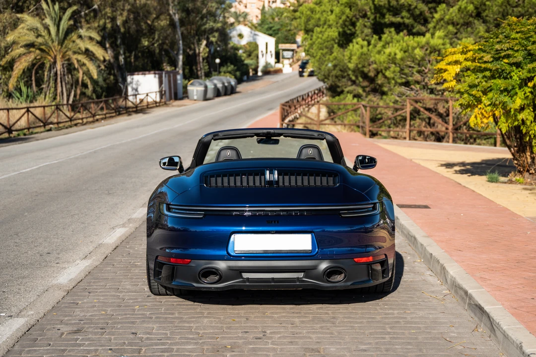 2023 Porsche 992 Carrera - Image 5 of 31