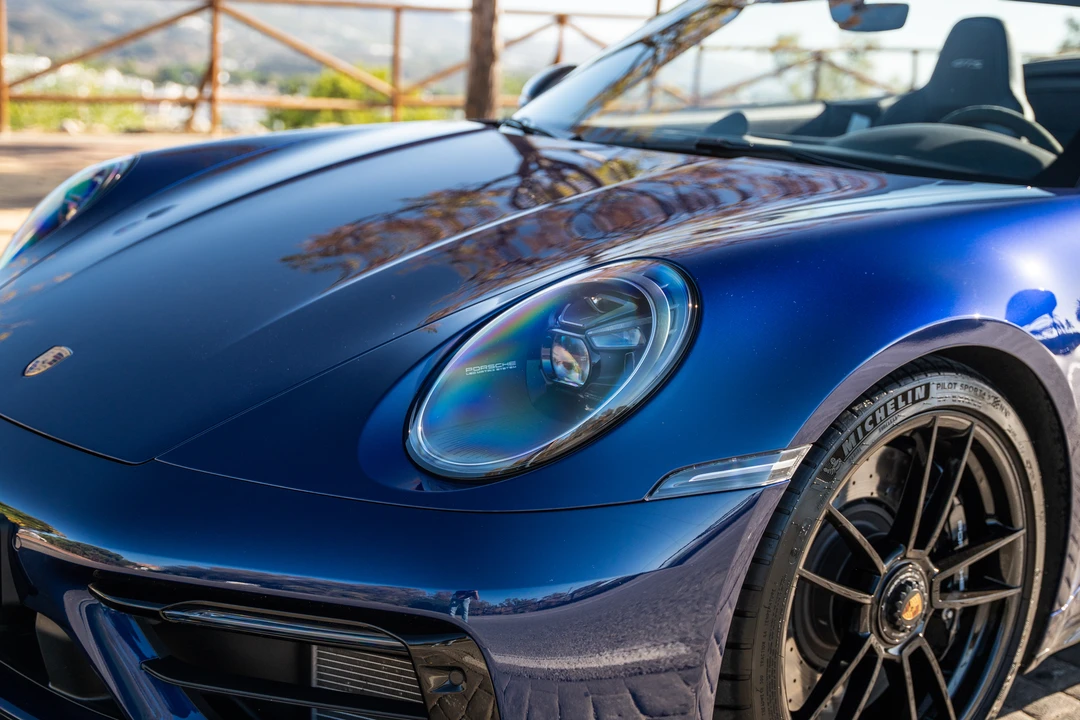 2023 Porsche 992 Carrera - Image 16 of 31