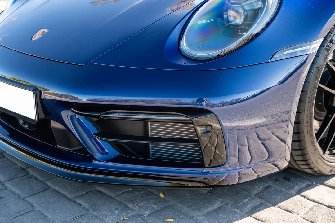 2023 Porsche 992 Carrera - Image 17 of 31