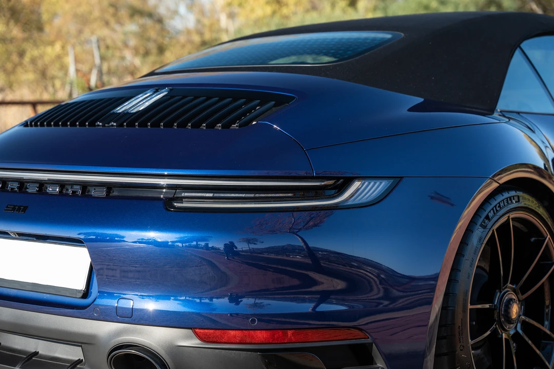 2023 Porsche 992 Carrera - Image 20 of 31