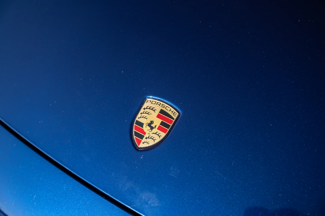 2023 Porsche 992 Carrera - Image 19 of 31