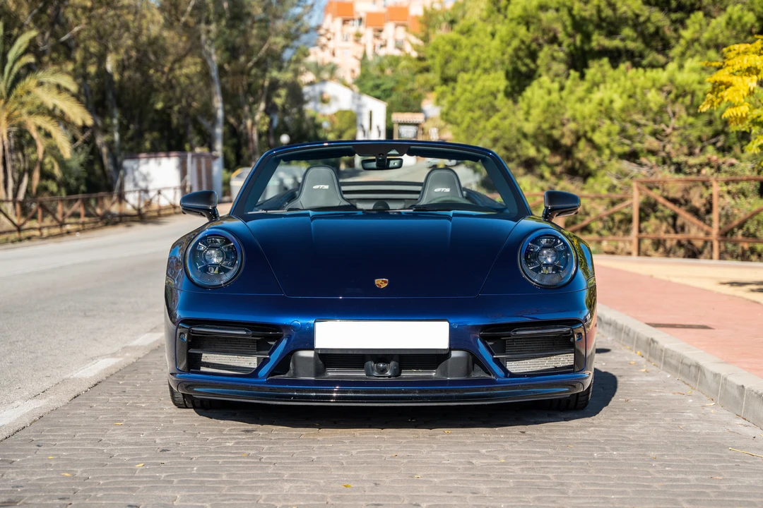 2023 Porsche 992 Carrera - Image 3 of 31