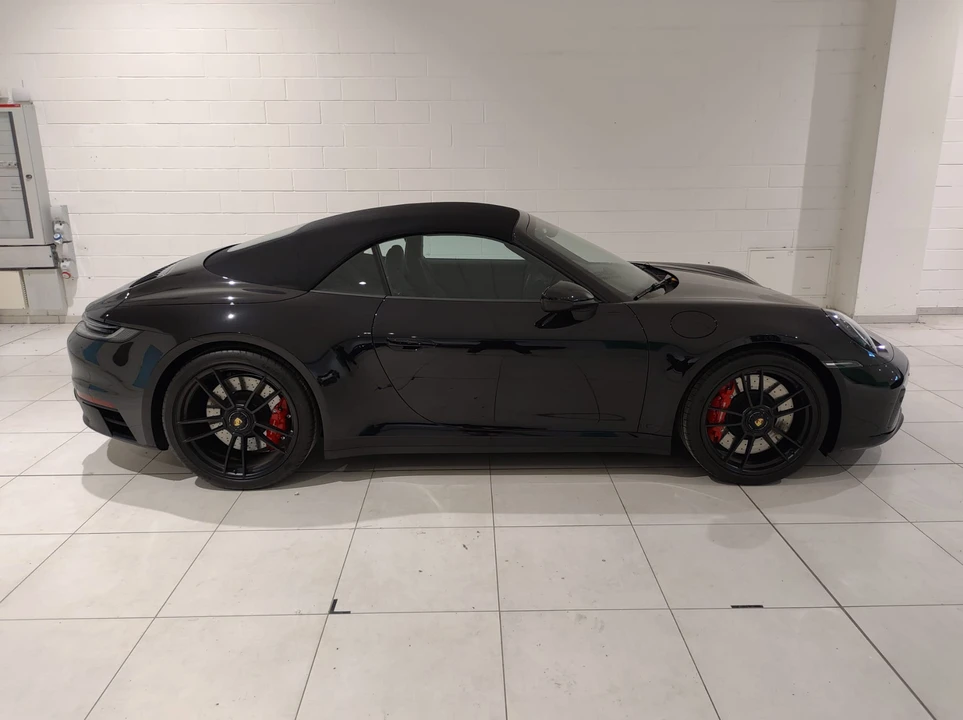 2023 Porsche 992 Carrera GTS - Image 12 of 31
