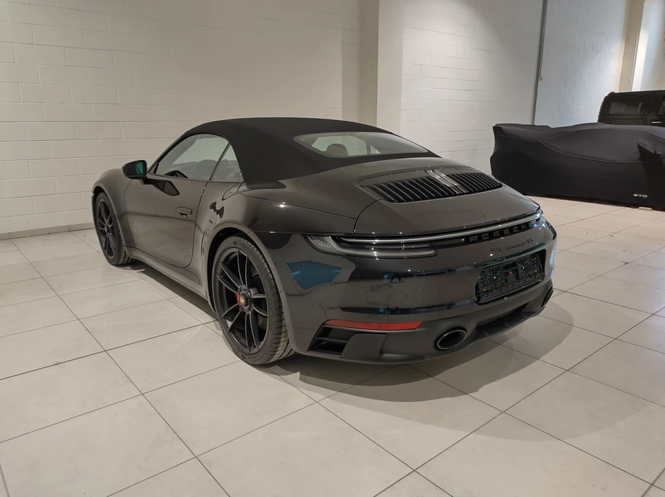 2023 Porsche 992 Carrera GTS - Image 15 of 31