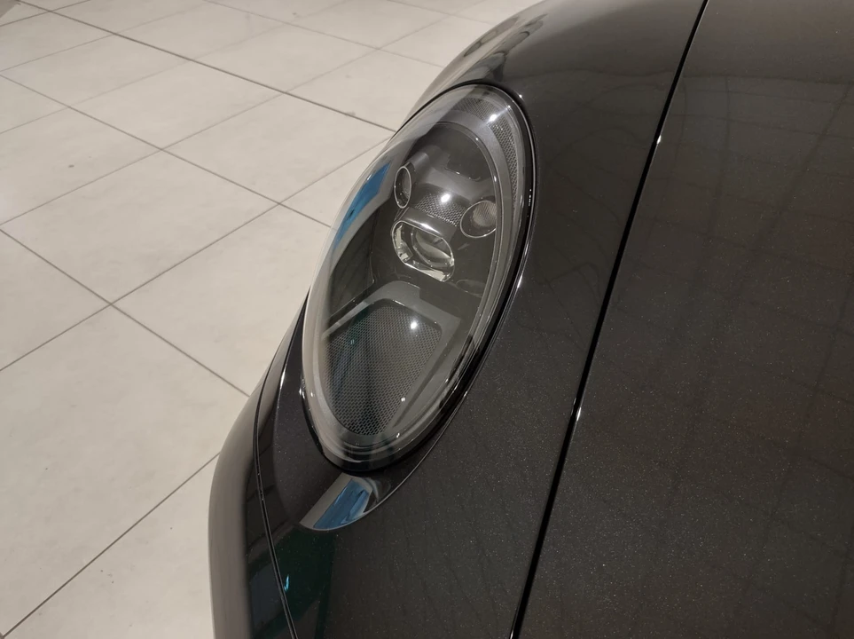 2023 Porsche 992 Carrera GTS - Image 22 of 31