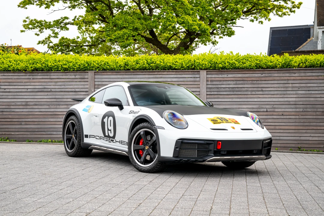 2023 Porsche 992 Dakar - Image 18 of 31