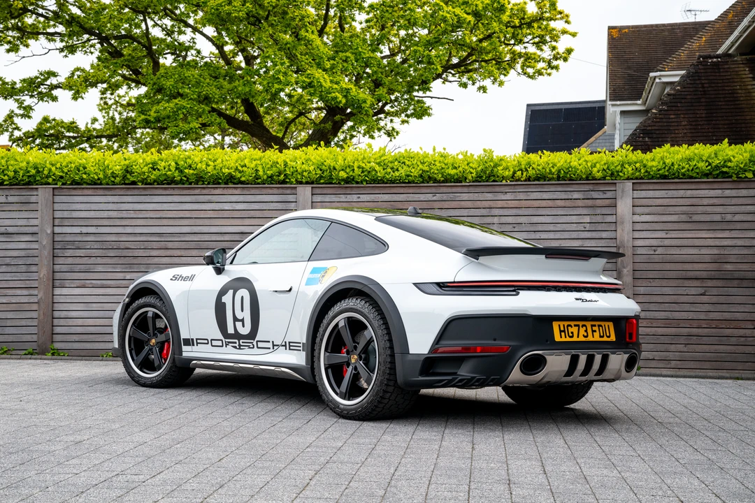 2023 Porsche 992 Dakar - Image 5 of 31